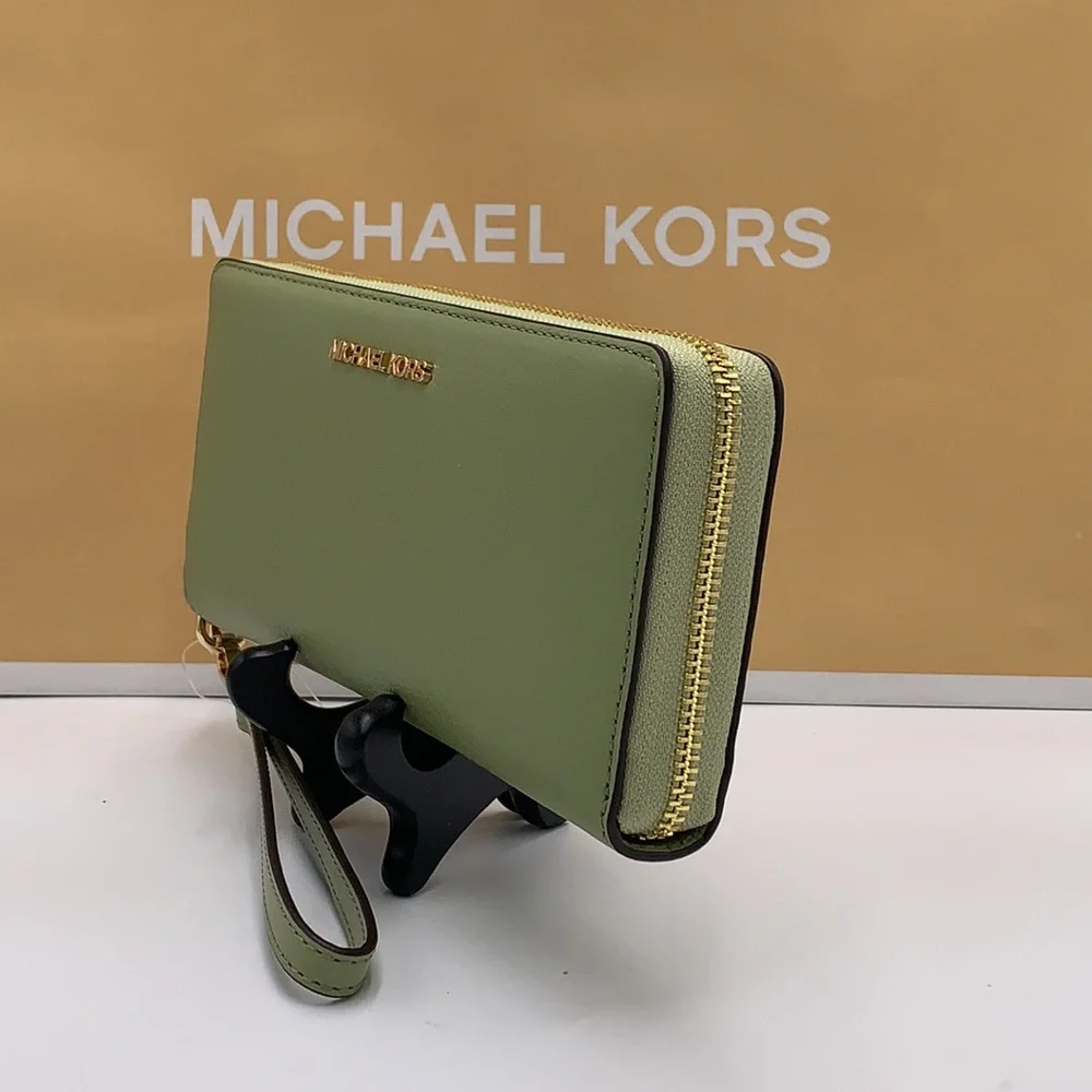 MICHAEL KORS Leather Continental Wristlet Phone Case Wallet Light Sage NWT
